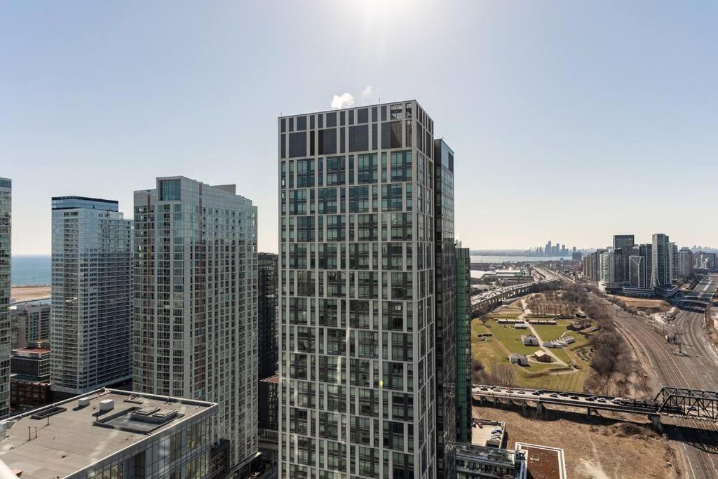 Luxury Downtown Lakeview & City View Condo Toronto Ngoại thất bức ảnh