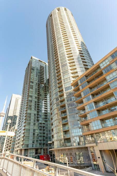 Luxury Downtown Lakeview & City View Condo Toronto Ngoại thất bức ảnh
