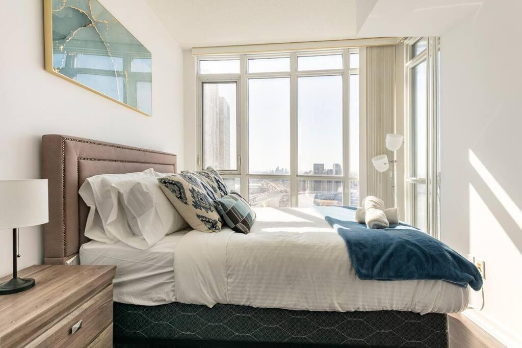 Luxury Downtown Lakeview & City View Condo Toronto Ngoại thất bức ảnh