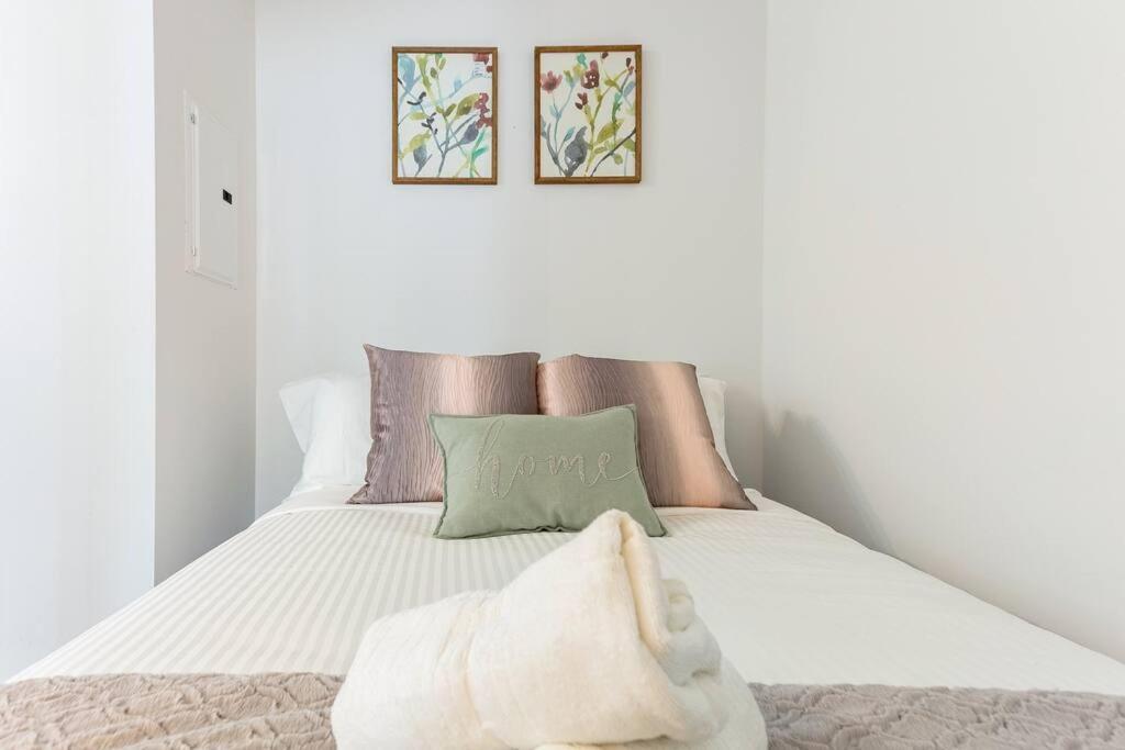 Luxury Downtown Lakeview & City View Condo Toronto Ngoại thất bức ảnh